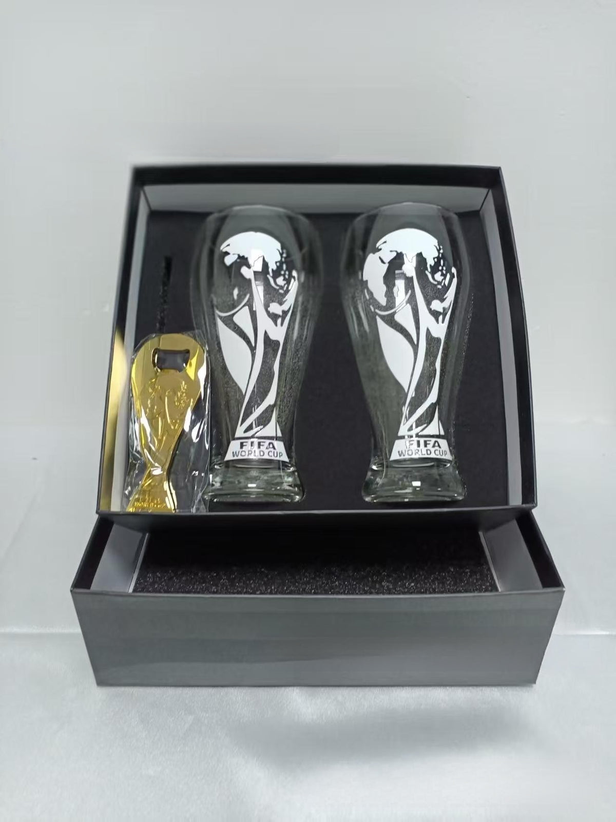 🏆 Official 2026 World Cup Premium Beer Glass & Golden Trophy Opener Gift Set | Limited Edition Fan Memorabilia Collection